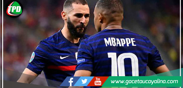 Karim Benzema superó a Kylian Mbappé como el mejor jugador francés de 2021