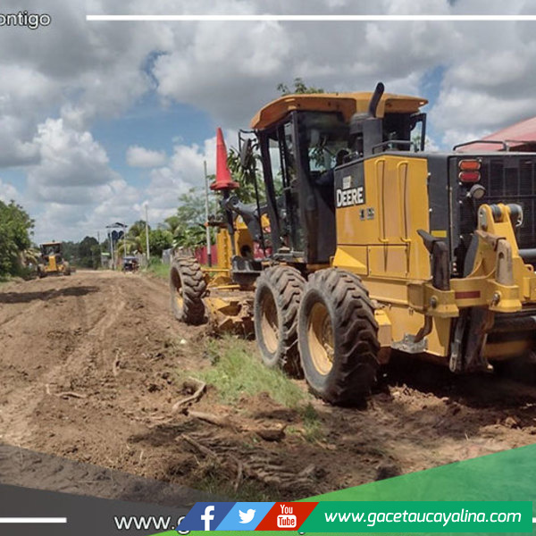 Municipalidad de Yarinacocha abre calle en A.H. Monte Carmelo 