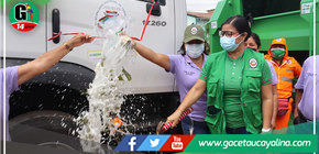 Alcaldesa de Yarinacocha presenta adquisición de compactadores  