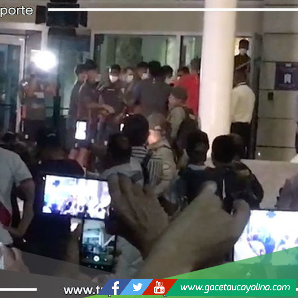 Selección Peruana: Hinchas peruanos realizaron banderazo en Barranquilla