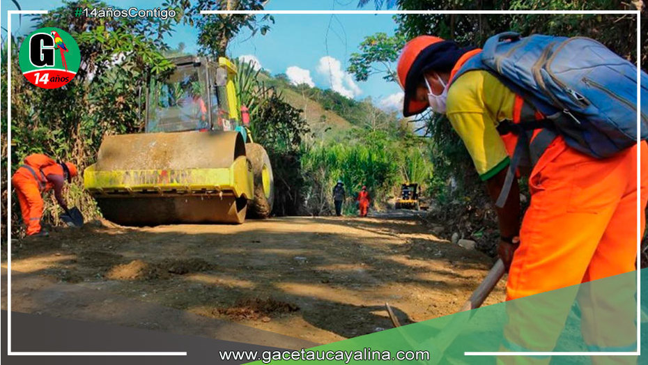 Devida transfiere más de S/ 10 millones para mejorar 67 km. de caminos vecinales