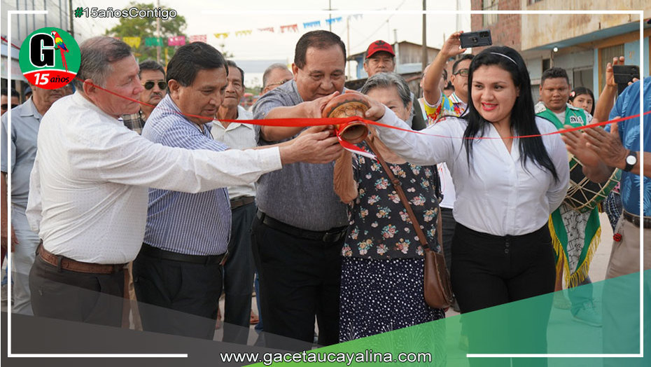 Alcalde Segundo Pérez collazos inauguró la pavimentación del Jr. Francisco Bolognesi