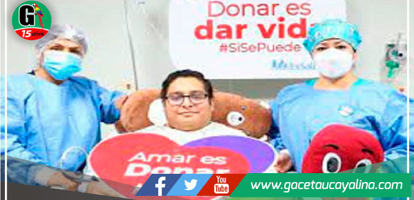 Madre dona riñón a su hijo y le devuelve la vida