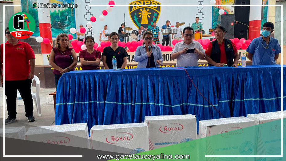 Congresista ucayalina llevó donaciones para internos del INPE de Pucallpa