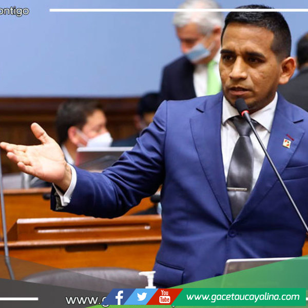 Congresista Elvis Vergara se mostró a favor de incrementar sueldo a trabajadores CAS