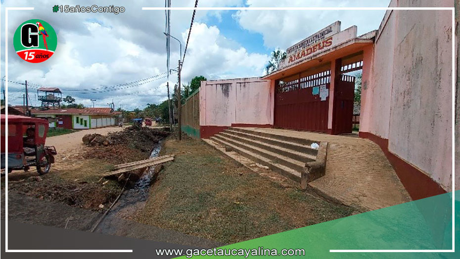 Municipalidad de Yarinacocha apoya con limpieza alrededor de Centro Educativo Inicial Amadeus