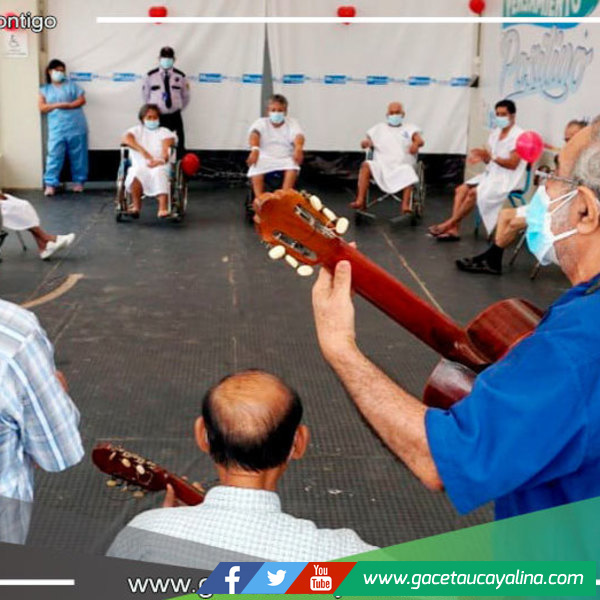 EsSalud Ucayali: En Día de la Amistad, paciente agradece a quienes lo salvaron