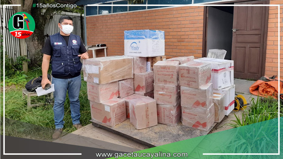 Vuelo a Purús traslada docentes y vacunas