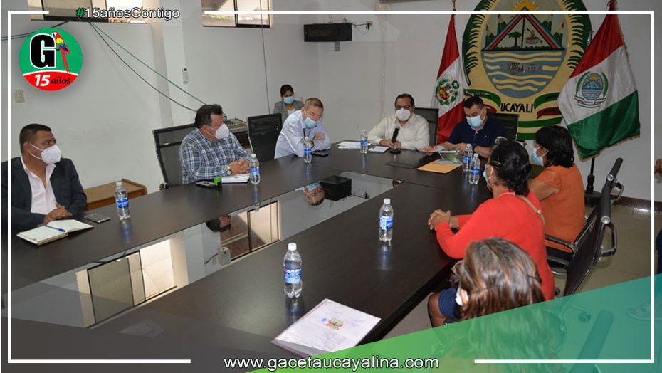 Concretan obras en educación, salud y pavimentación en favor del distrito de Manantay