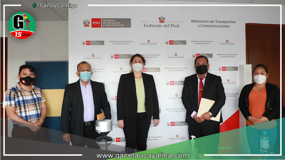 Alcalde Pérez Collazos gestiona carreteras y 9 puentes ante el ministerio de Transportes