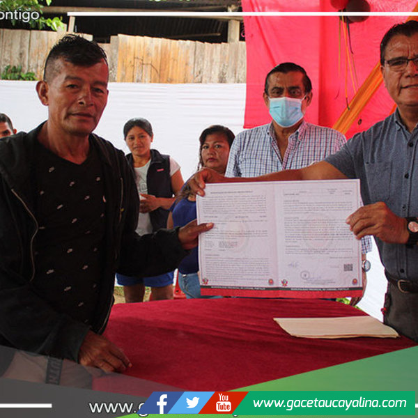 Vecinos del A.H. Guillermo Chino Mori ahora son propietarios de sus terrenos 