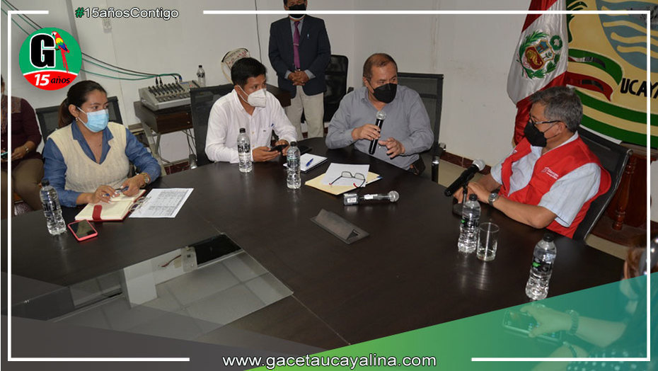 GOREU demandó al Ministro de Educación apoyo para construcción de siete instituciones educativas