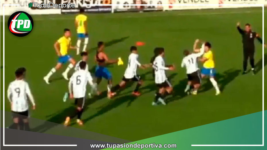 Aparatoso enfrentamiento entre futbolistas de la selección Sub-17 de Argentina y Brasil