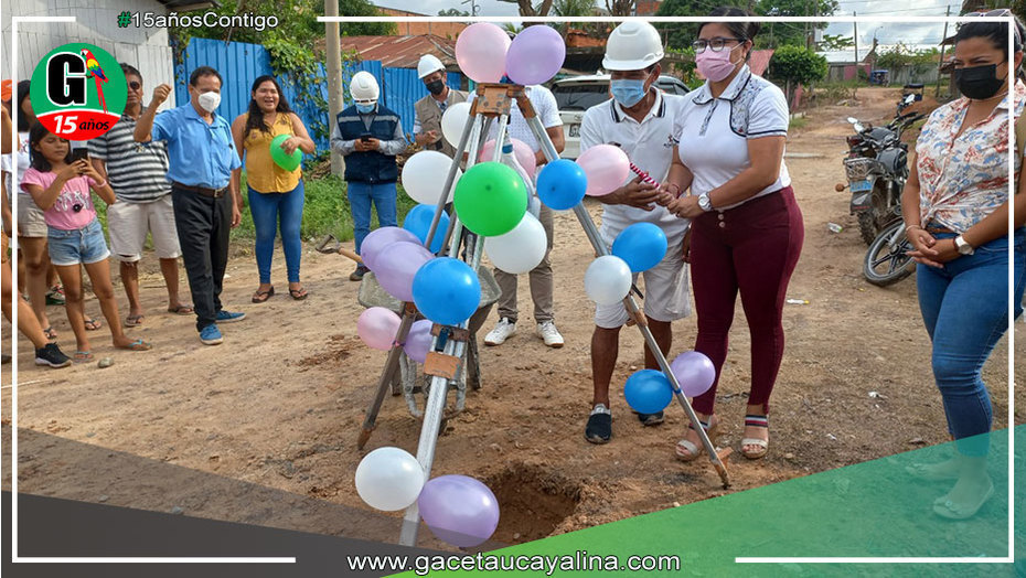 Colocan primera piedra en importante obra que beneficiará a más de 120 familias