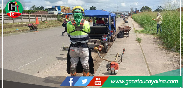 Limpian Carretera Federico Basadre del km 5 al km 15
