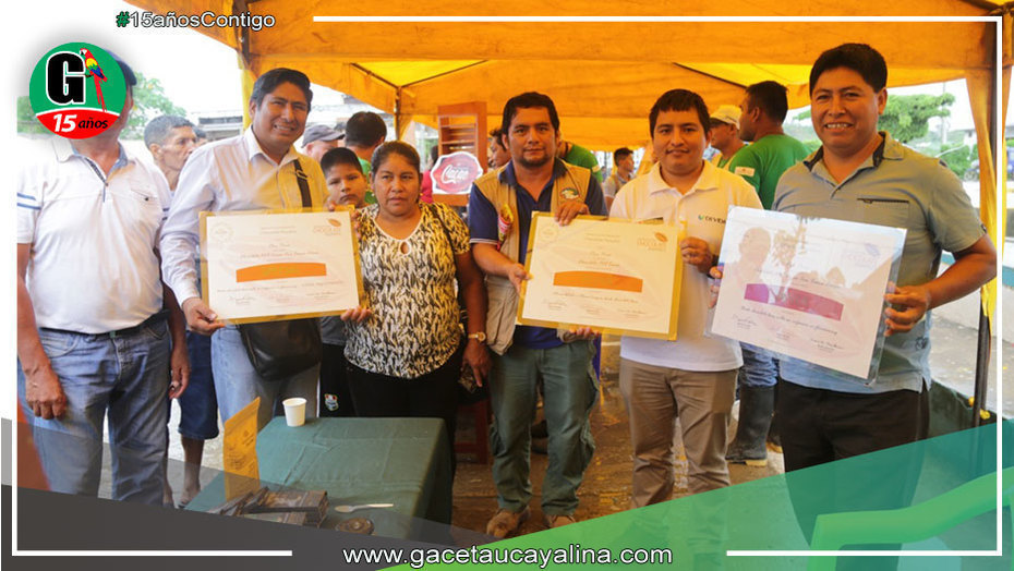 Productores cacaoteros promovidos por Devida participaron en XV Festival Regional en Irazola