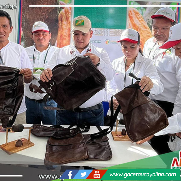 El Shiringuero artesano de Iberia Madre de Dios, participo en la Expo Amazónica 2022