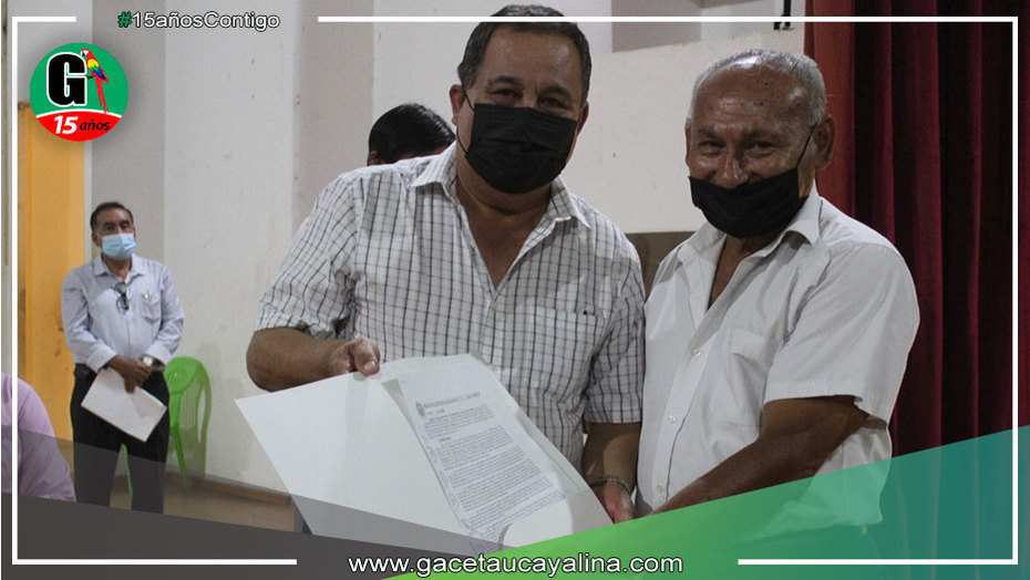 Primer grupo de cien trabajadores recibieron resoluciones de incorporación al cuadro de asignación de personal (CAP)