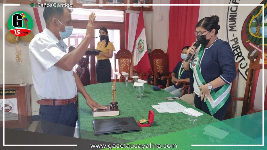Juramenta tercer regidor accesitario en Yarinacocha