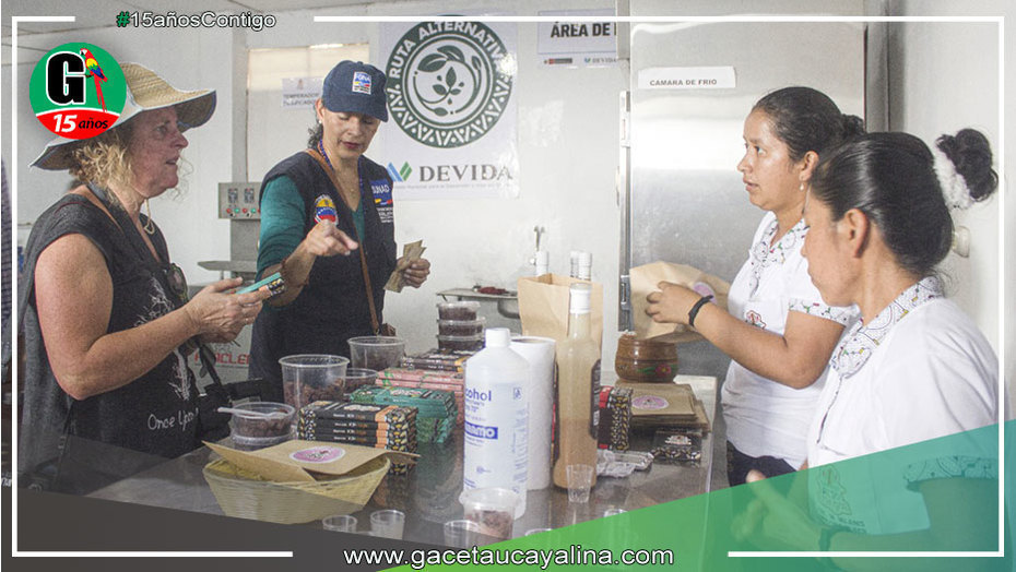 Organizaciones cacaoteras exponen experiencias exitosas en la provincia de Padre Abad