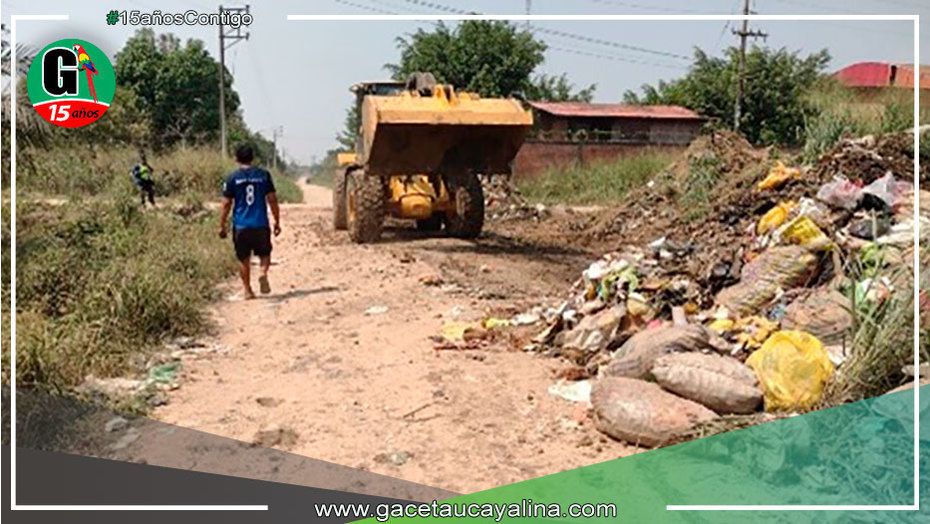 Recogen residuos sólidos en habilitación urbana San Borja