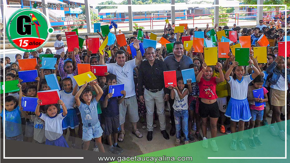 Continúa la entrega de Útiles Escolares en Manantay