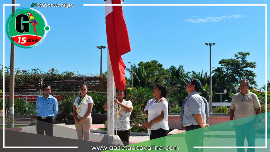 Municipalidad provincial de atalaya reinició ceremonia dominical de izamiento de banderas