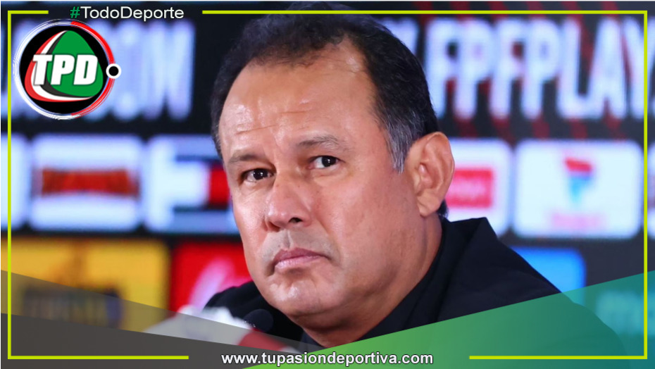 Juan Reynoso brindó declaraciones previo al partido contra Argentina