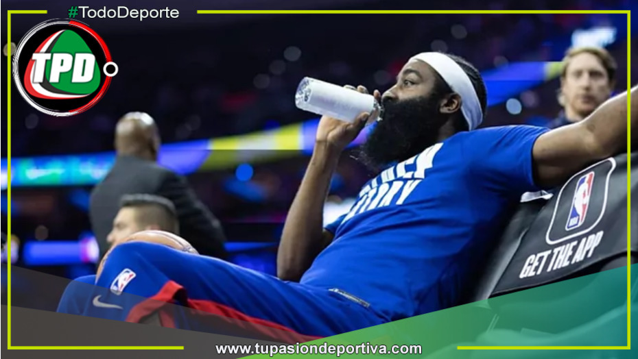 James Harden vuelve a Philadelphia pero no jugará en el debut