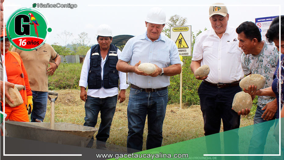 Colocan primera piedra de proyecto de defensa ribereña en Atalaya
