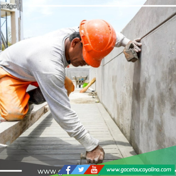 Observan labores de mantenimiento en instituciones educativas de Cusco