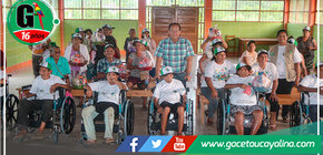 Alcalde de Atalaya proporciona sillas de ruedas y asistencia a personas mayores en Maldonadillo