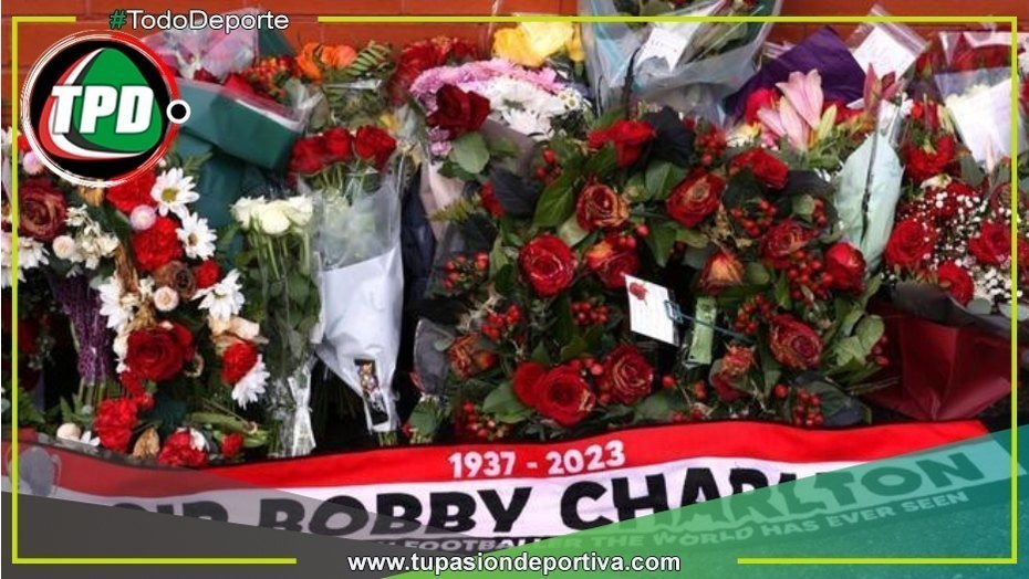 Manchester United se despide de Bobby Charlton