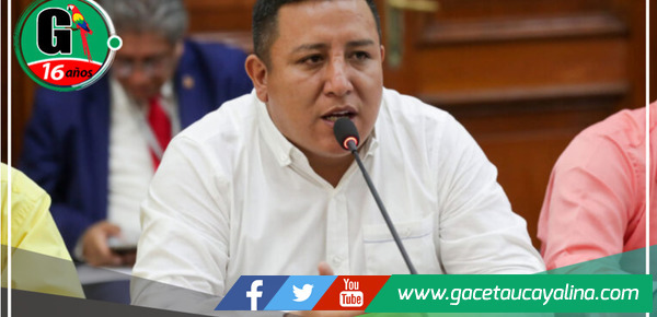 Alcalde de Lauricocha hace pedidos al ministro con respecto a abandono de carreteras