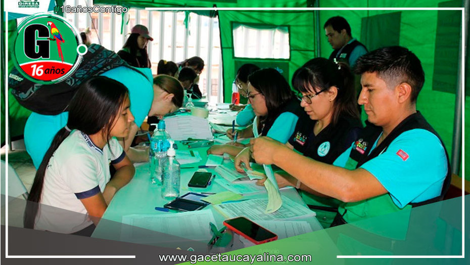 Miles de escolares huanuqueños reciben atención y despistaje en salud visual