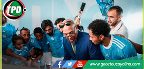 Carlos Lobatón jugó sus últimos 90' y se despidió entre figuras