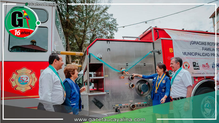 Huánuco: Entregan moderno cisterna contraincendios de US$ 42 mil a Bomberos