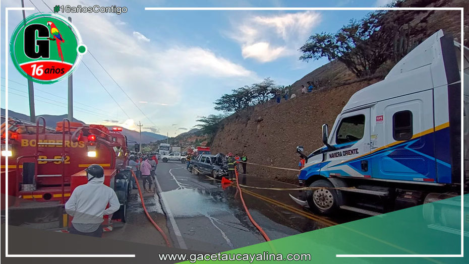 Tingo María: Violento choque de camioneta con tráiler deja como saldo un muerto y cinco heridos