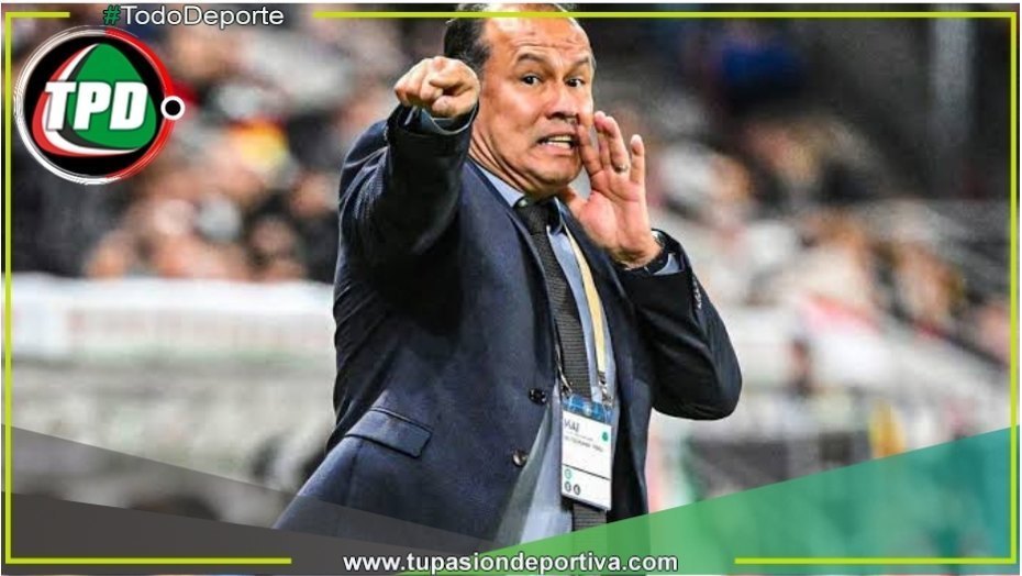 Juan Reynoso dejó de ser técnico de la selección peruana