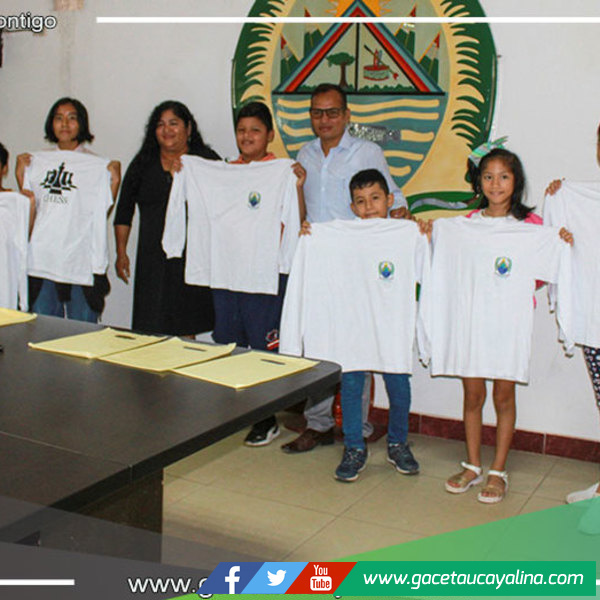 Gobierno Regional recibió a niños ajedrecistas que representaran a Ucayali 