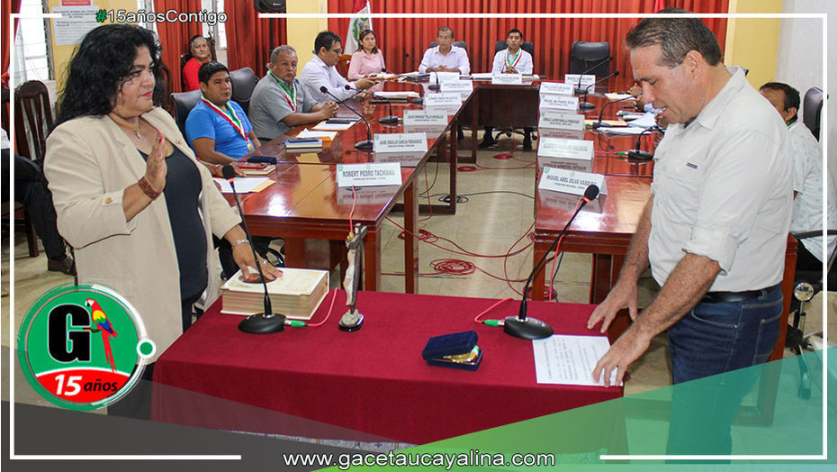 Jenny Reyna Garrido juró como Vicegobernadora Regional de Ucayali