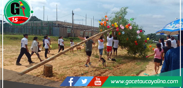 Pobladores de Breu - Yurúa celebraron carnaval con la tumba de la tradicional humisha 