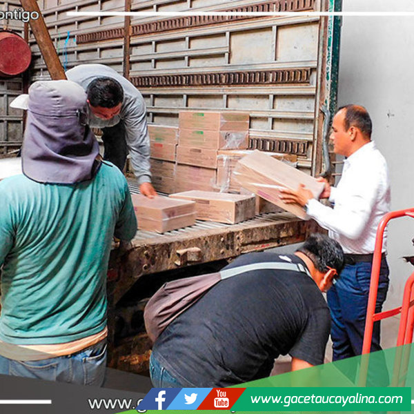 Municipalidad de Manantay y Ugel de Coronel Portillo entregaron material educativo 