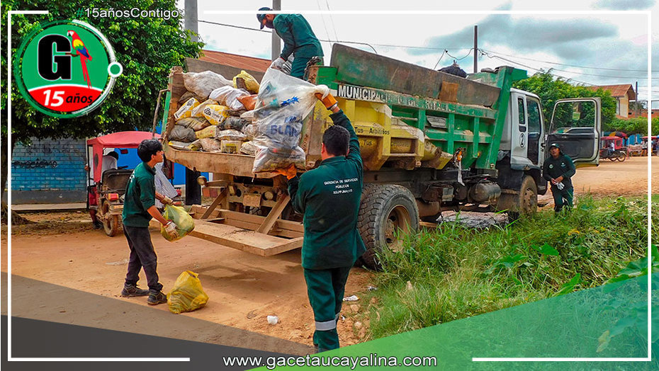 Municipio de Manantay realizó recojo de basura en instituciones educativas del distrito