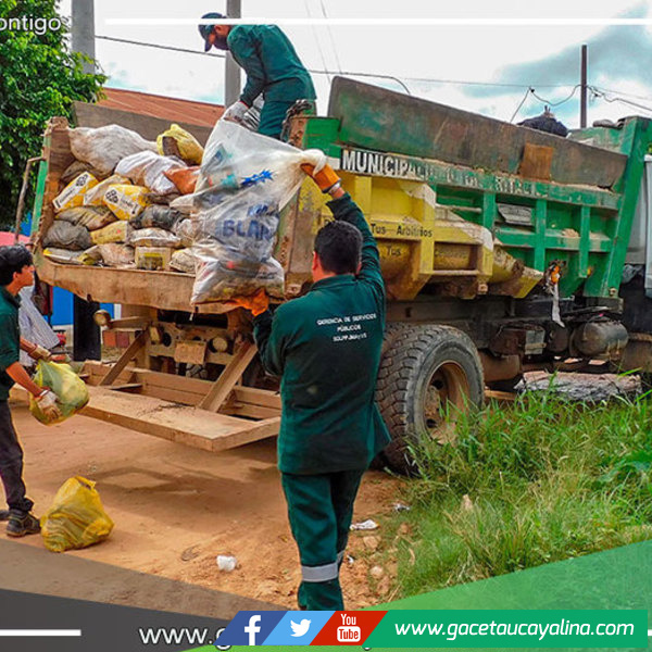 Municipio de Manantay realizó recojo de basura en instituciones educativas del distrito 