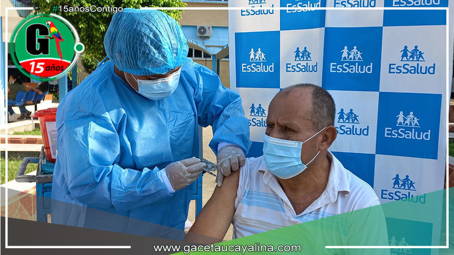 EsSalud Ucayali continúa proceso de aplicación de dosis de refuerzos de la vacuna bivalente contra el COVID-19