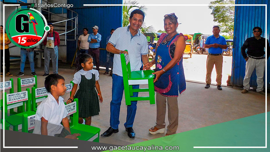 Municipalidad de Manantay entregó mobiliario a la I.E.I. Nueva América