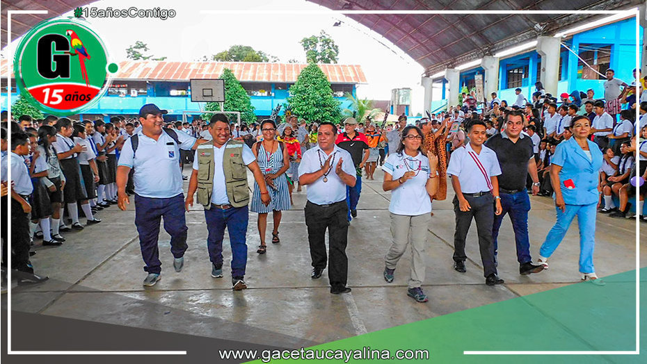 Ministra de Cultura visitó el distrito de Manantay para celebrar el día MUndial del Teatro