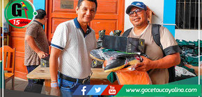 En manantay trabajadores de recojo de residuos sólidos reciben implementos e indumentaria  