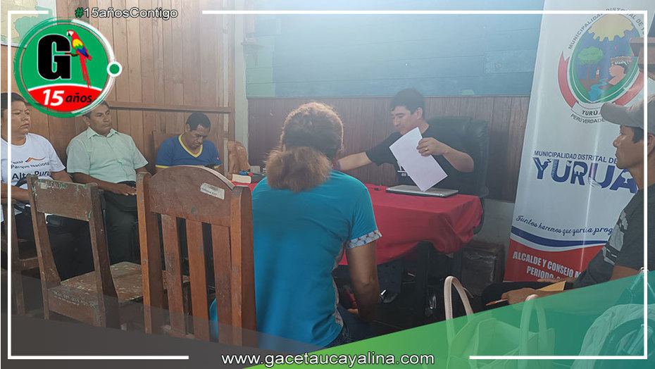 Alcalde de la municipalidad de Yurúa y docentes sostienen reunión por el buen inicio del año escolar